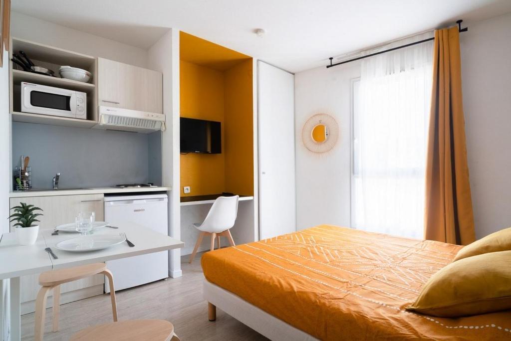 Joli Studio, Clim Proche Gare Et Centre Ville Lourdes Kültér fotó